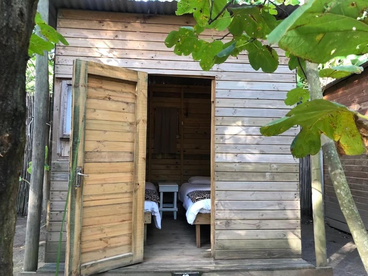 The Riverdeck Accommodation And Backpackers Knysna Exterior photo